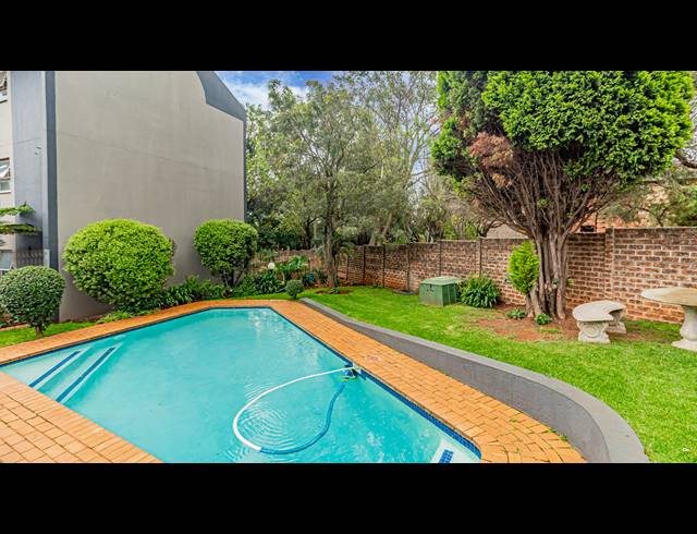 2 BEDROOM APARTMENT TO LET IN WELTEVREDEN PARK